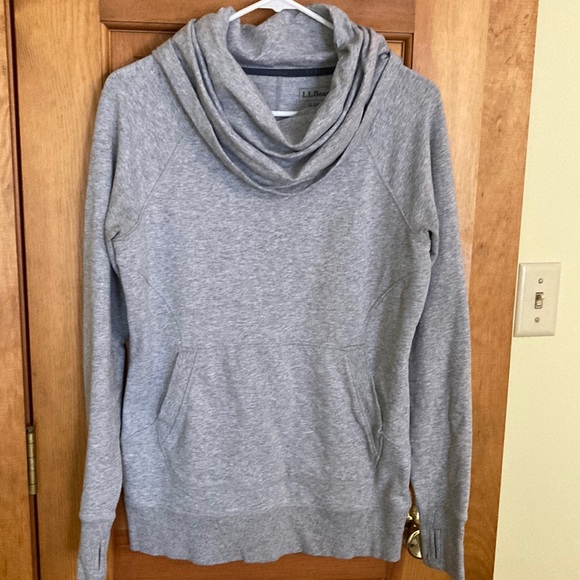 ❌SOLD❌ L. L. Bean | Sweatshirt | S - Picture 4 of 9